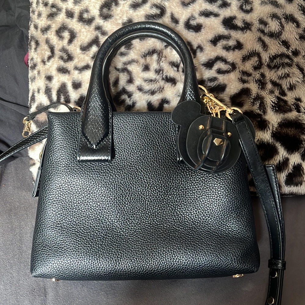 Michael Kors Leather crossbody purse reversible - Picture 4 of 6
